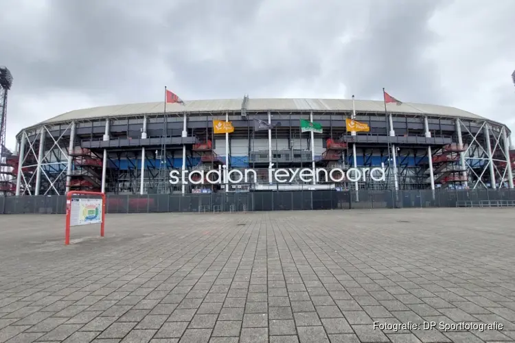Giovanni van Bronkhorst na zeven jaar terug bij Feyenoord